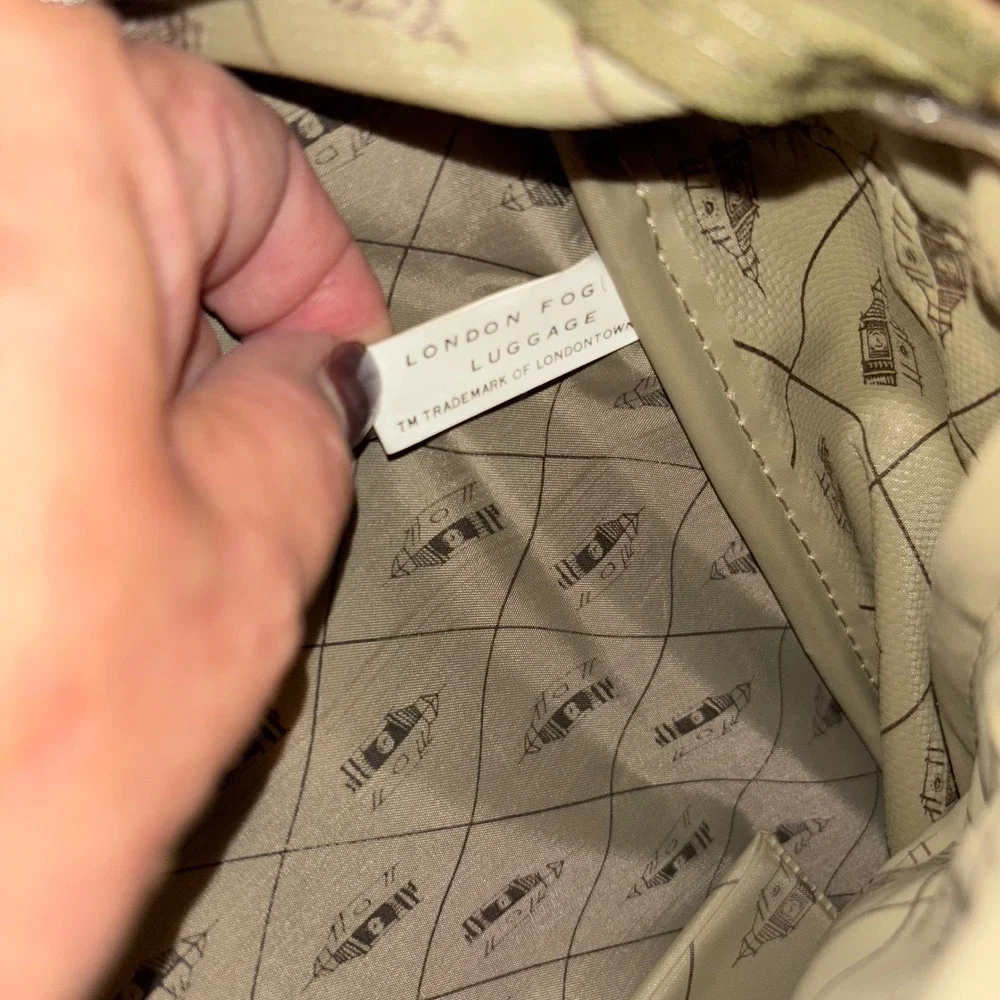 London Fog | Travel Bag Carry On Messenger Bag Khaki Tan Canvas Leather‎ Trim
